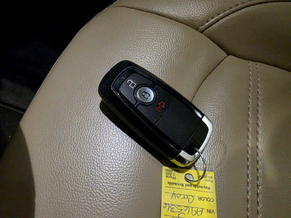 Used 2024 Ford Edge SEL AWD/4WD image 10