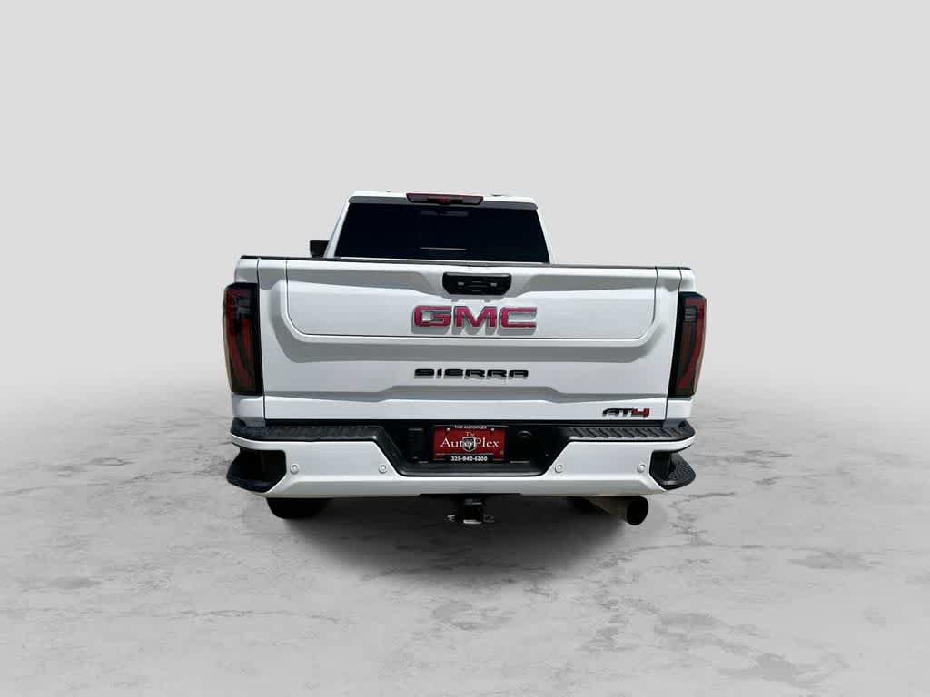 Used 2025 GMC Sierra 2500 AT4 w/ AT4 Premium Plus Package AWD/4WD image 13