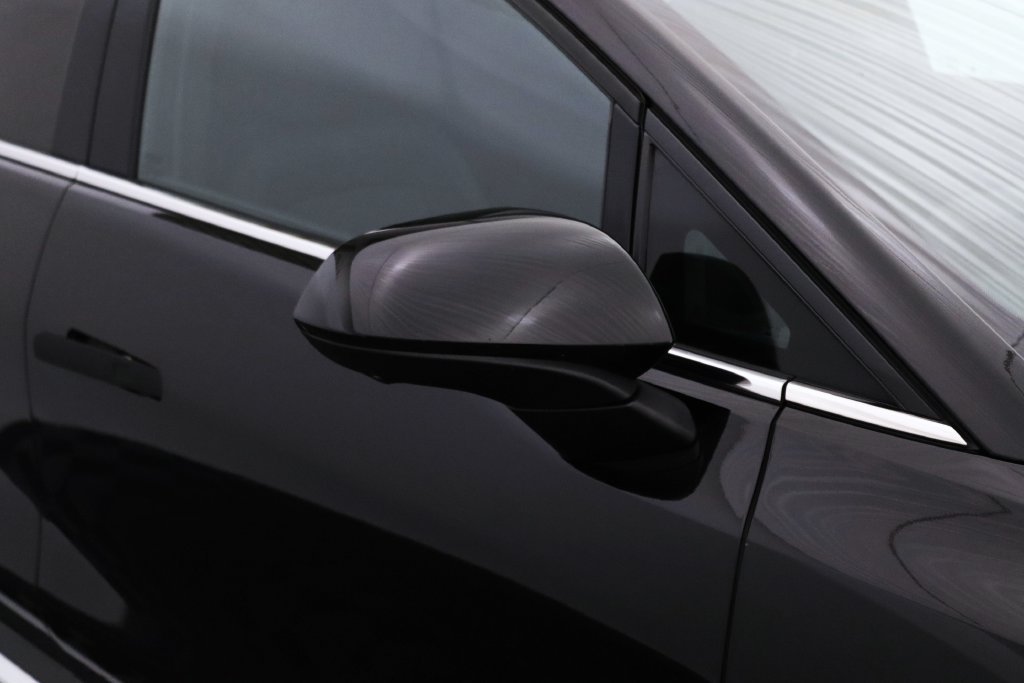 Certified 2024 Chevrolet Equinox EV LT FWD image 8