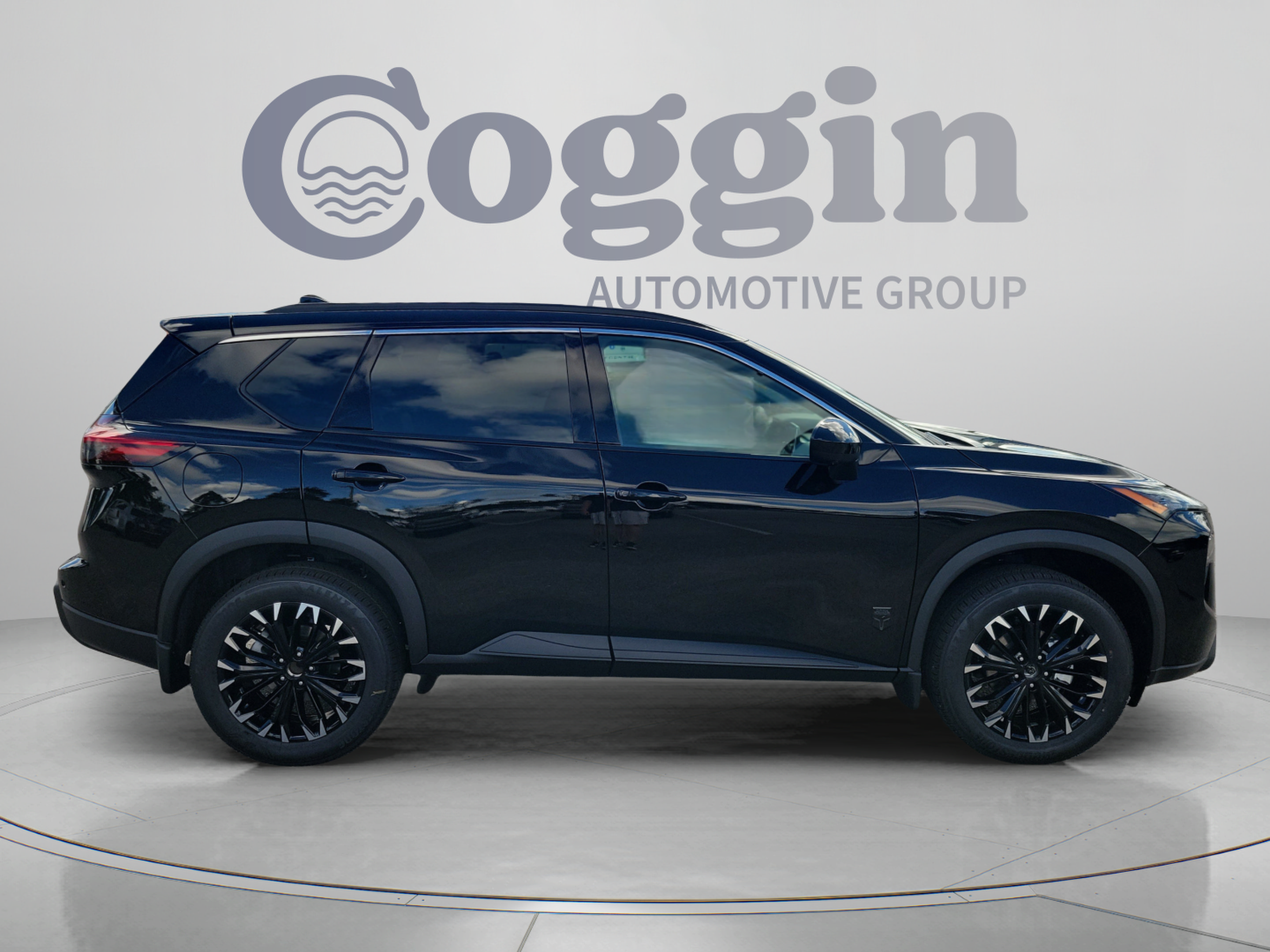 New 2026 Nissan Rogue Dark Armor FWD image 6