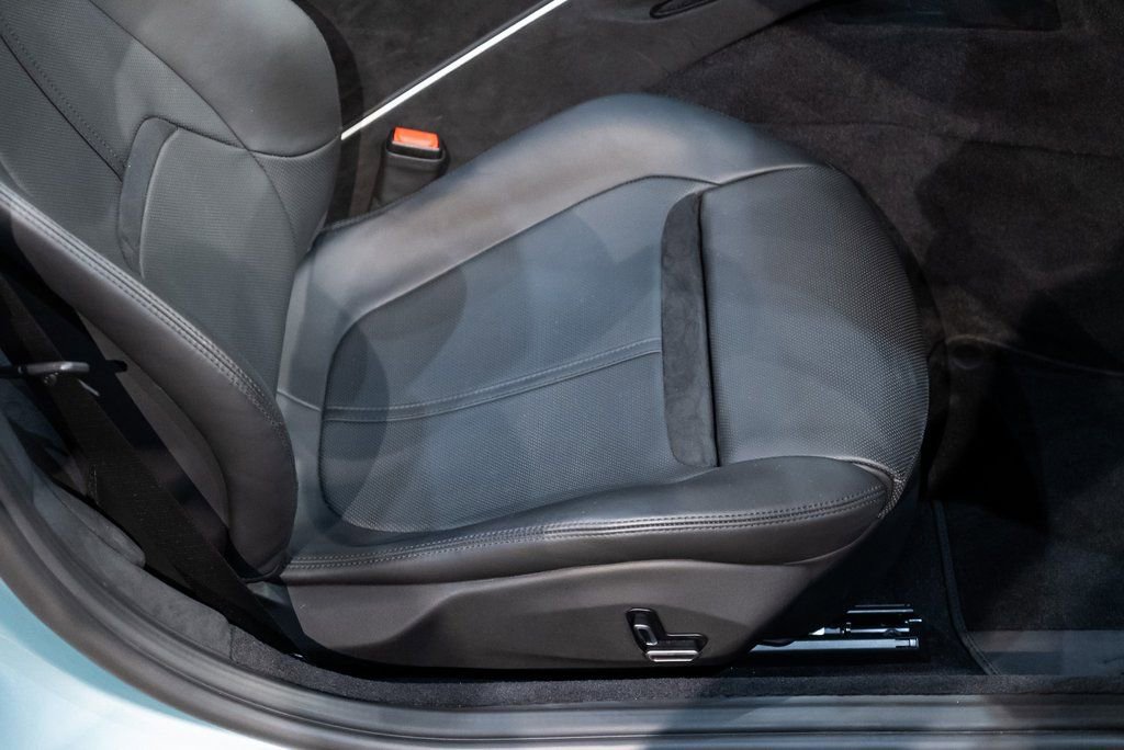 Certified 2024 Ferrari Roma Spider image 40