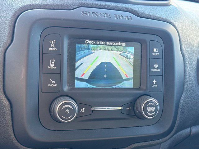 Used 2016 Jeep Renegade Limited FWD image 15