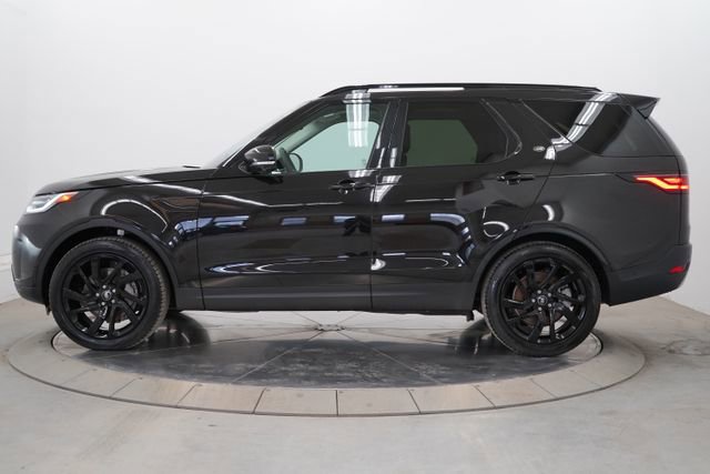 Used 2024 Land Rover Discovery S image 4