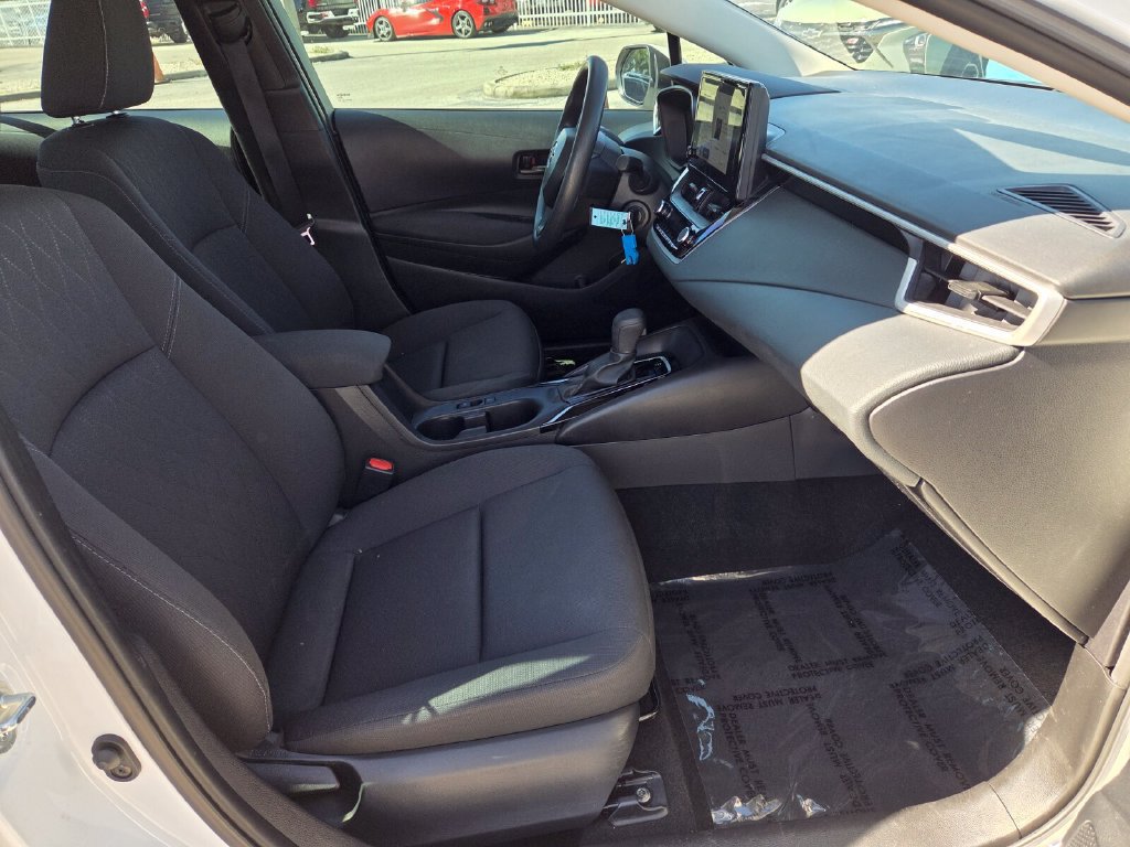 Used 2024 Toyota Corolla LE FWD image 16