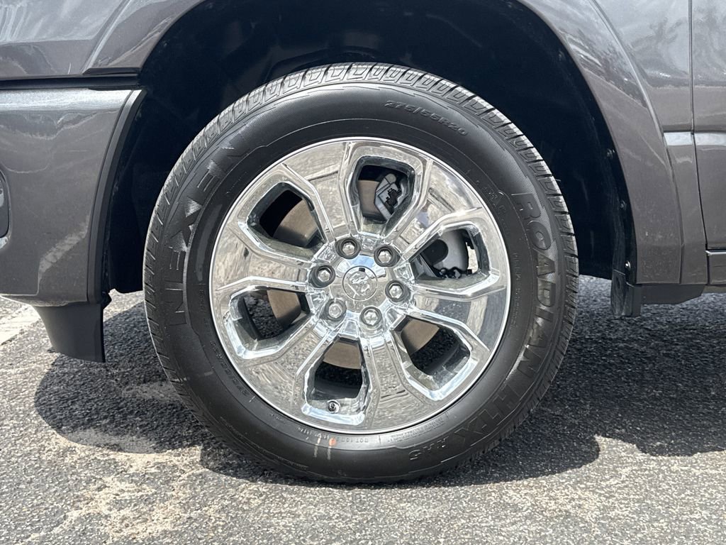 New 2026 RAM 1500 4x4 Crew Cab image 9