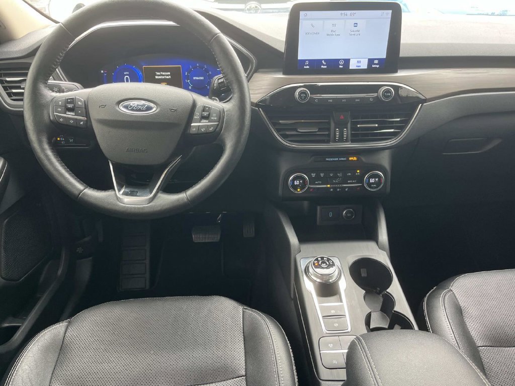 Used 2020 Ford Escape Titanium AWD/4WD image 14