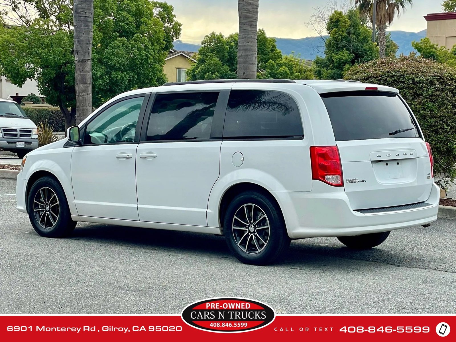 Used 2019 Dodge Grand Caravan GT image 4
