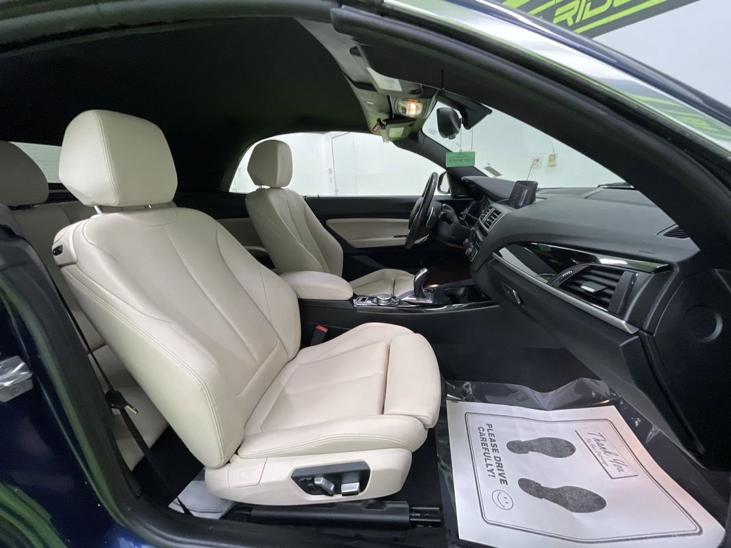 Used 2017 BMW 230i xDrive Convertible image 29