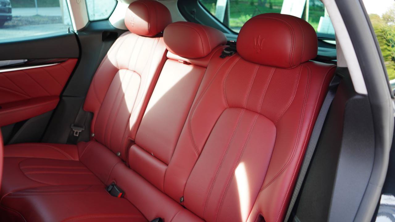Used 2023 Maserati Levante Modena AWD/4WD image 42