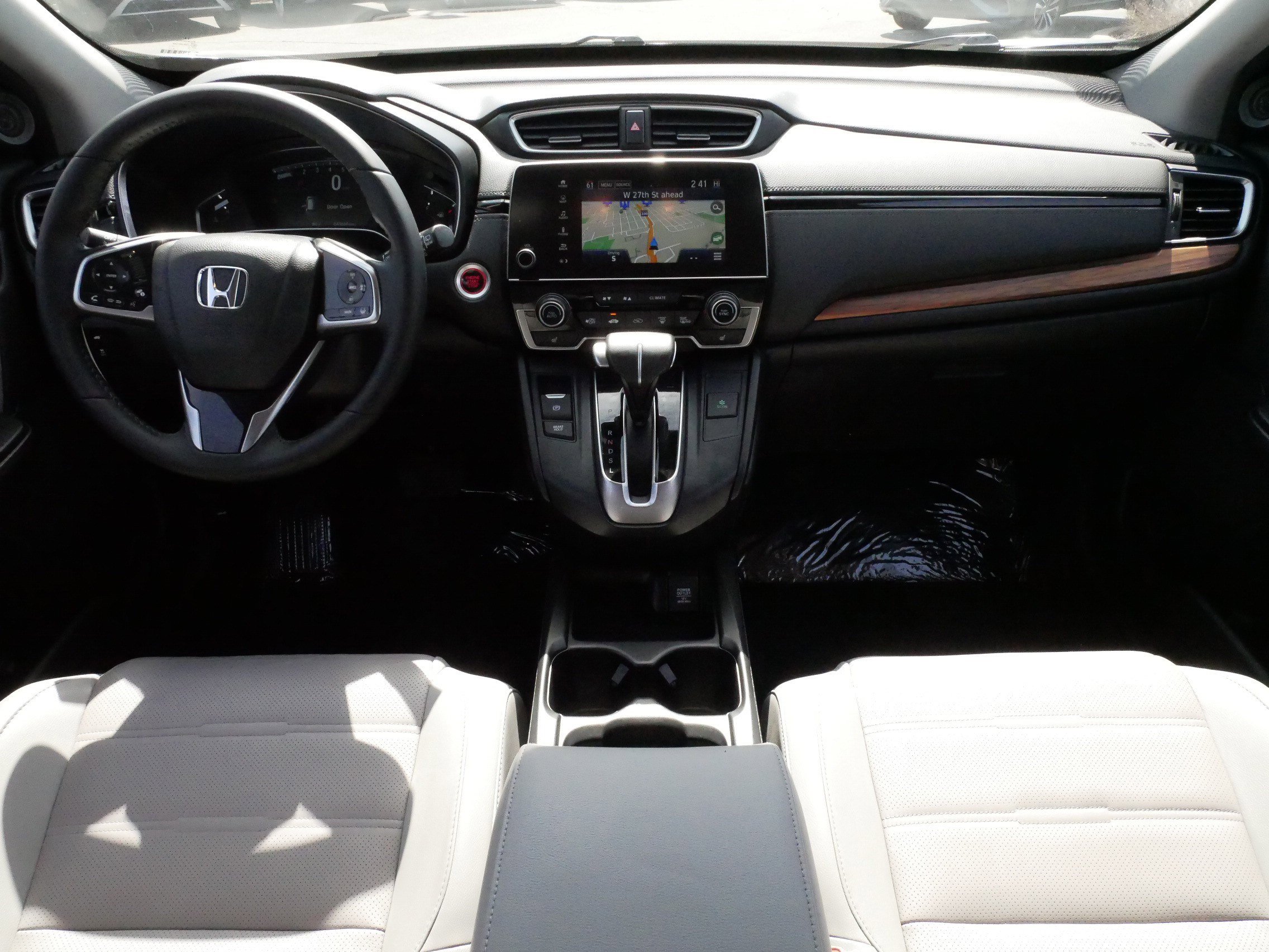 Used 2018 Honda CR-V Touring image 10