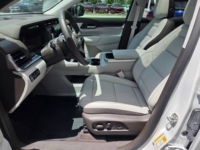 Used 2026 GMC Terrain Denali AWD/4WD image 4