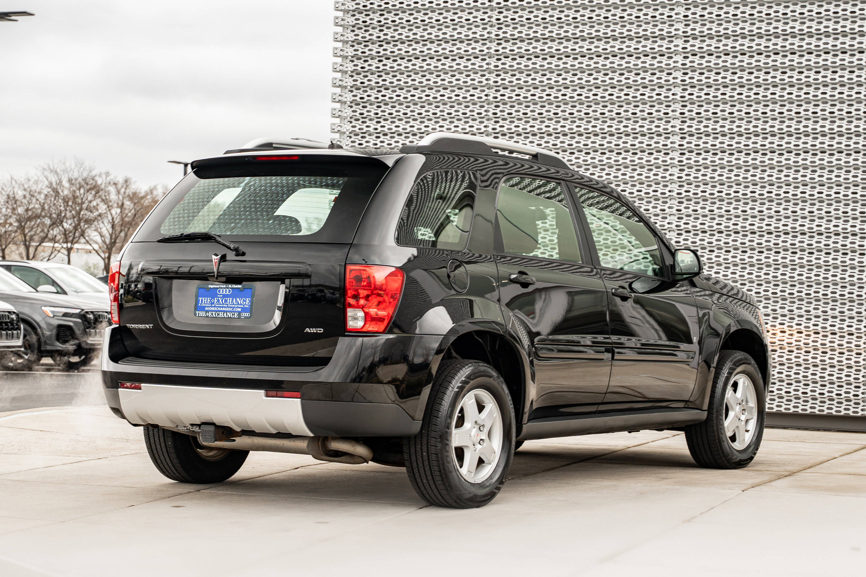 Used 2007 Pontiac Torrent AWD image 4