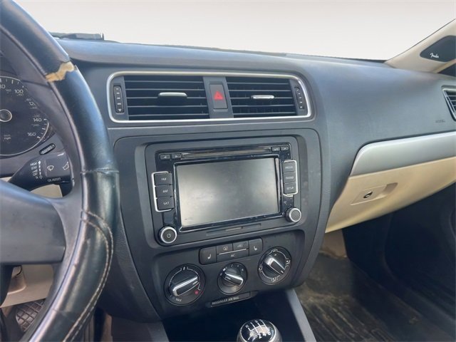 Used 2012 Volkswagen Jetta TDI image 11