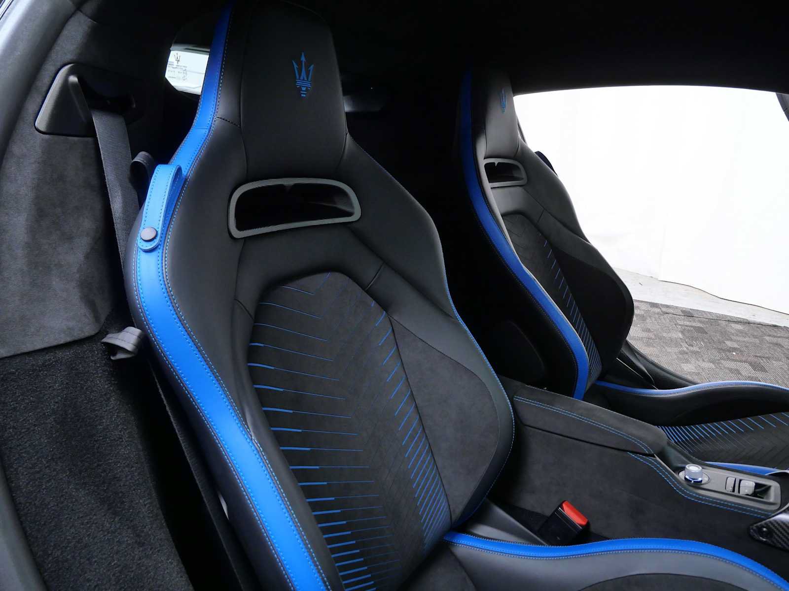 Used 2022 Maserati MC20 Coupe RWD image 16