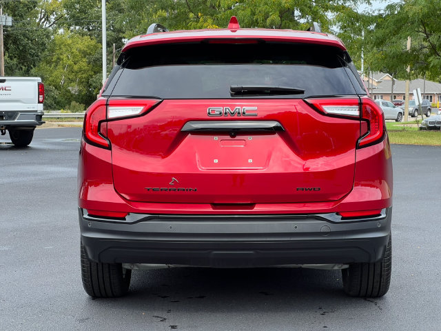 Used 2024 GMC Terrain SLT w/ Elevation Edition AWD/4WD image 47