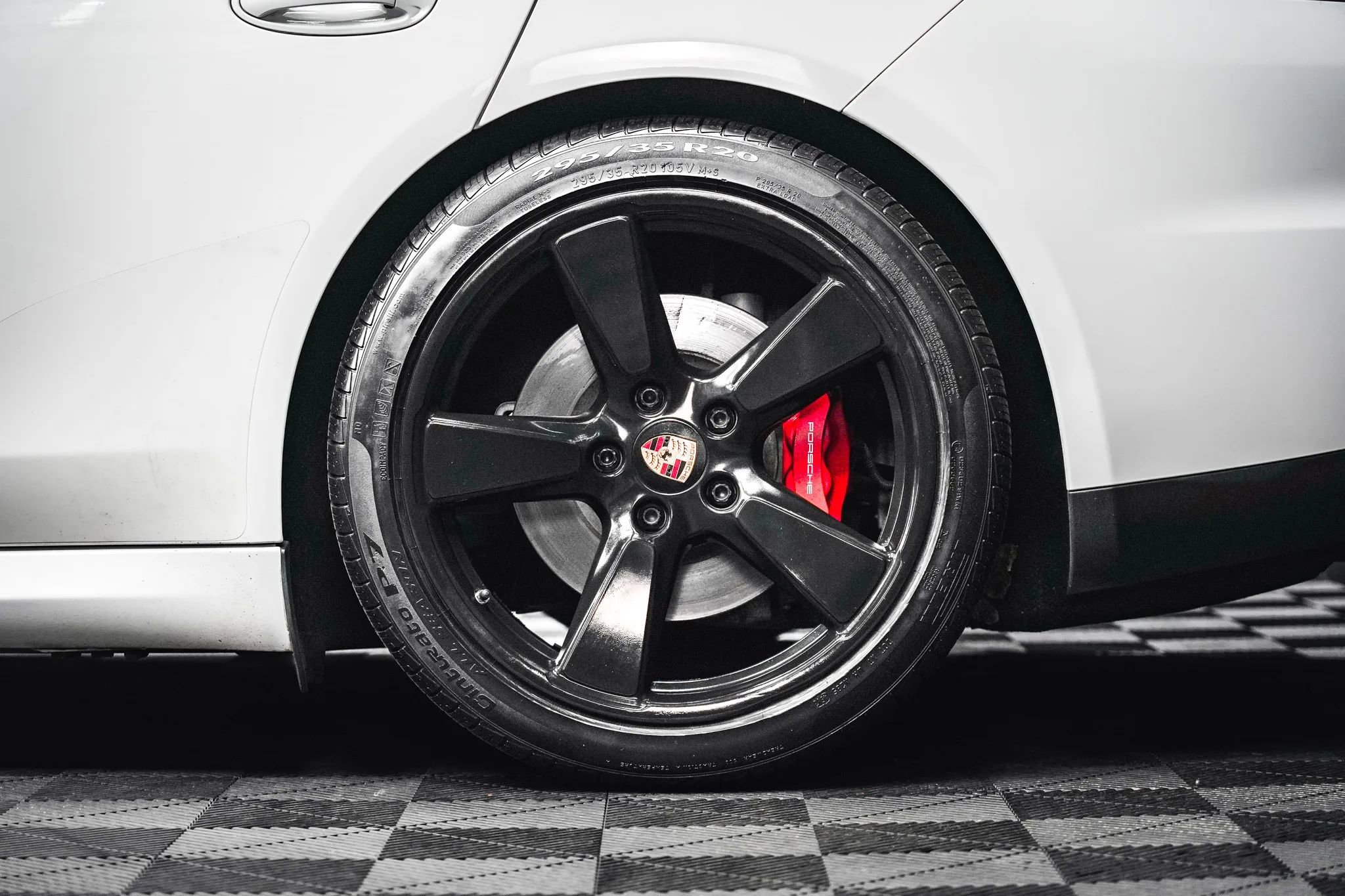 Used 2015 Porsche Panamera GTS w/ Premium Package Plus image 13