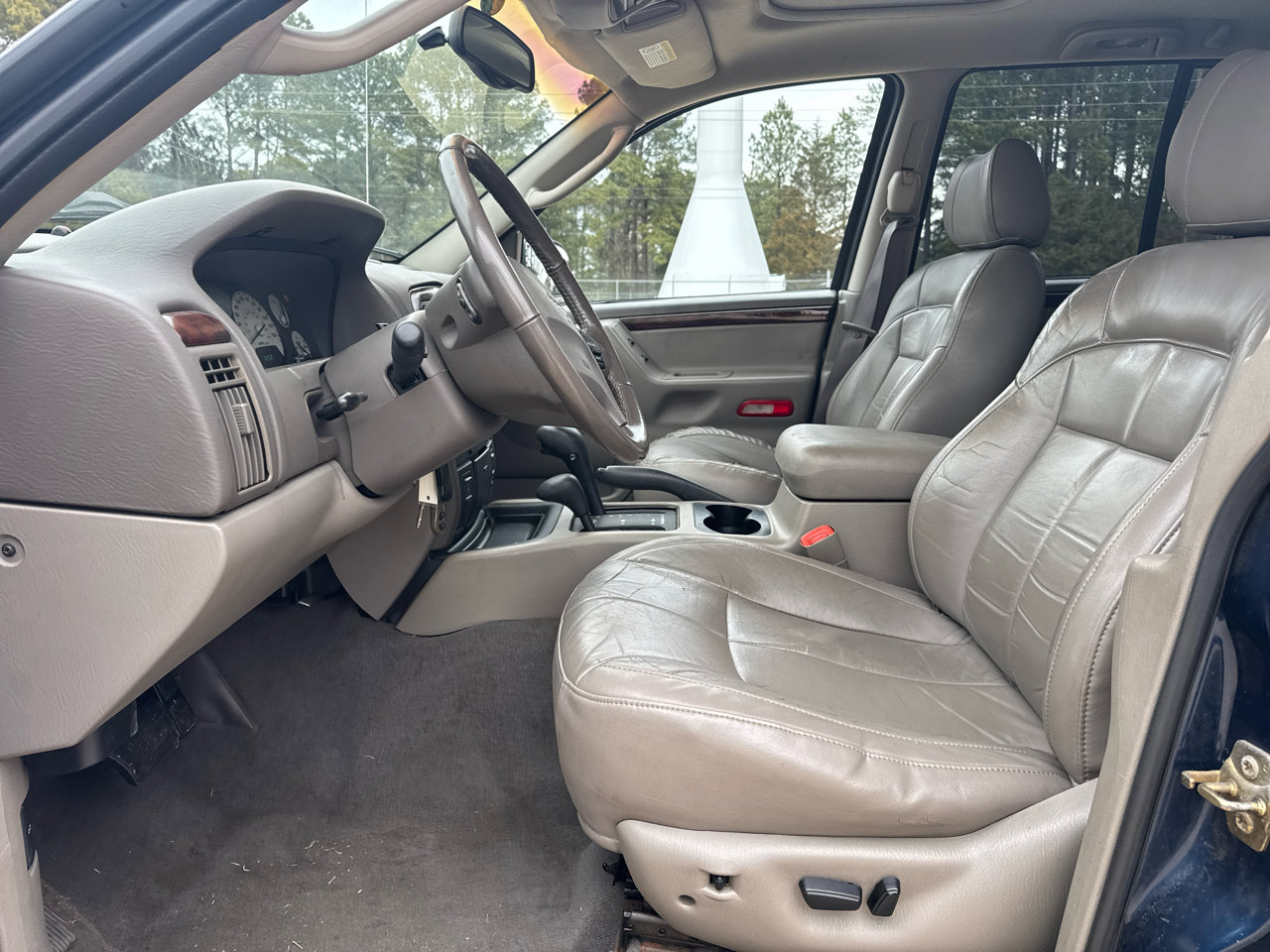 Used 2002 Jeep Grand Cherokee Limited image 12