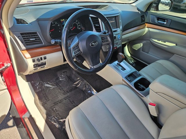 Used 2013 Subaru Outback 3.6R Limited AWD/4WD image 10