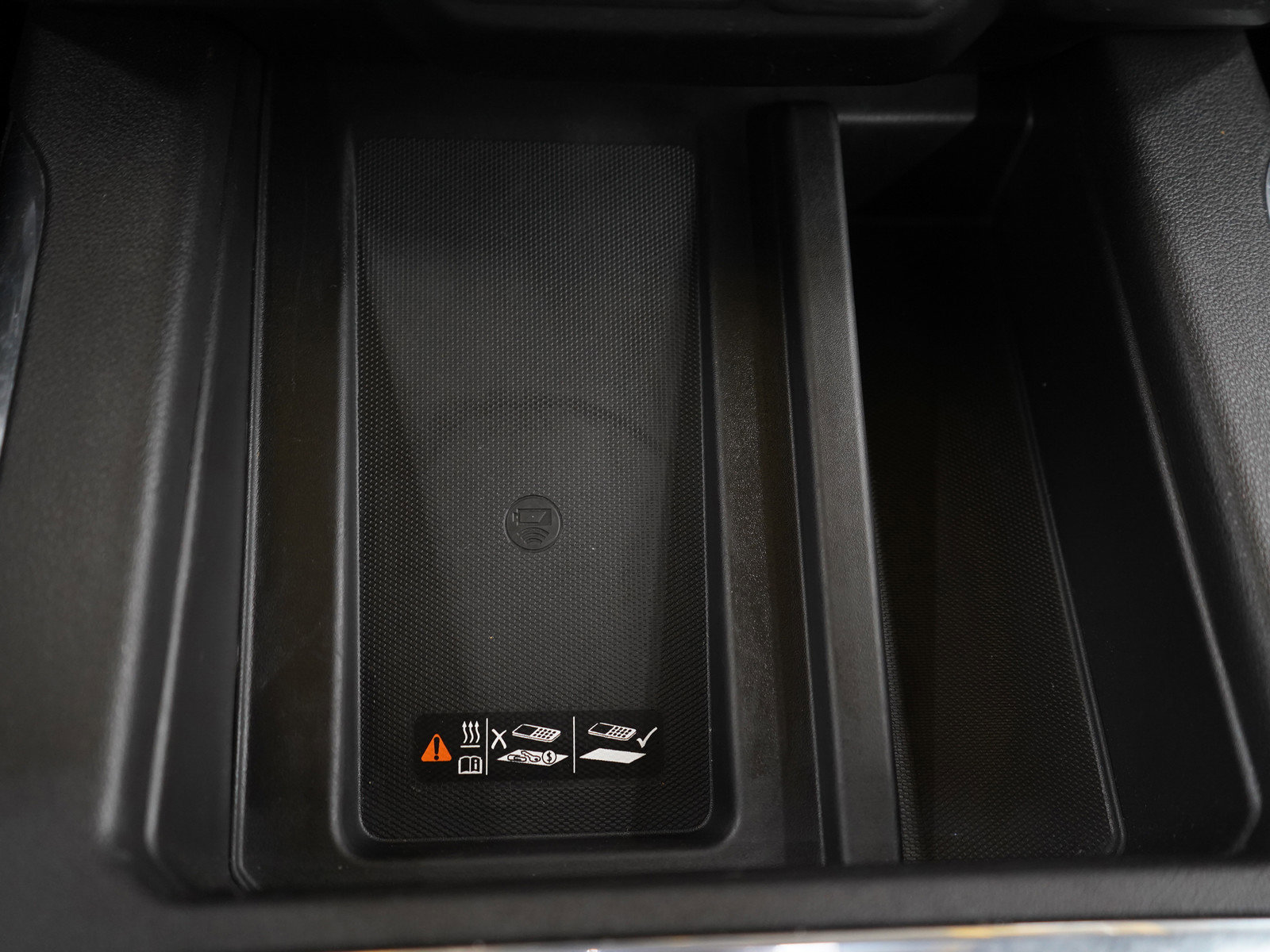 Used 2020 GMC Sierra 1500 SLT w/ SLT Premium Plus Package AWD/4WD image 22