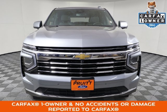 Used 2025 Chevrolet Tahoe LT RWD image 3
