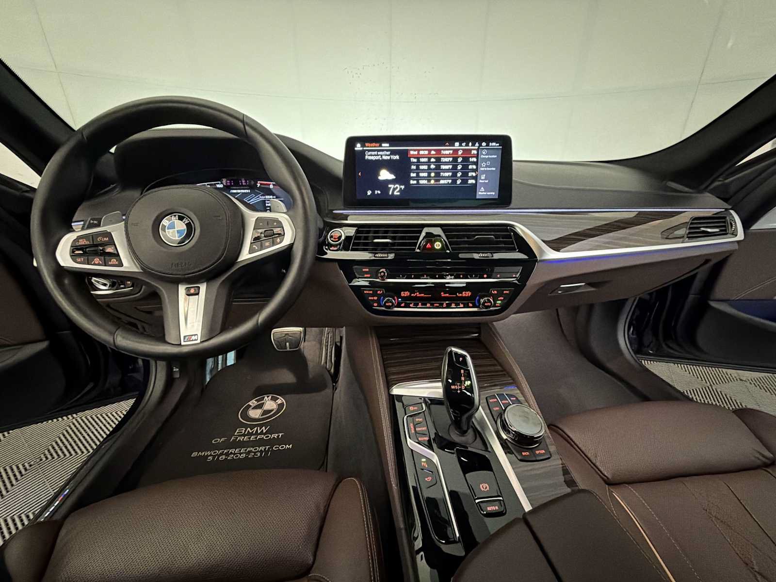 Used 2022 BMW M550i xDrive w/ Executive Package AWD/4WD image 17