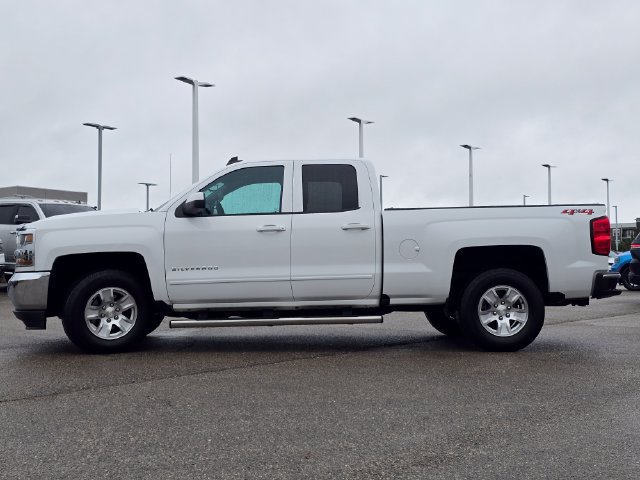 Used 2018 Chevrolet Silverado 1500 LT AWD/4WD image 25