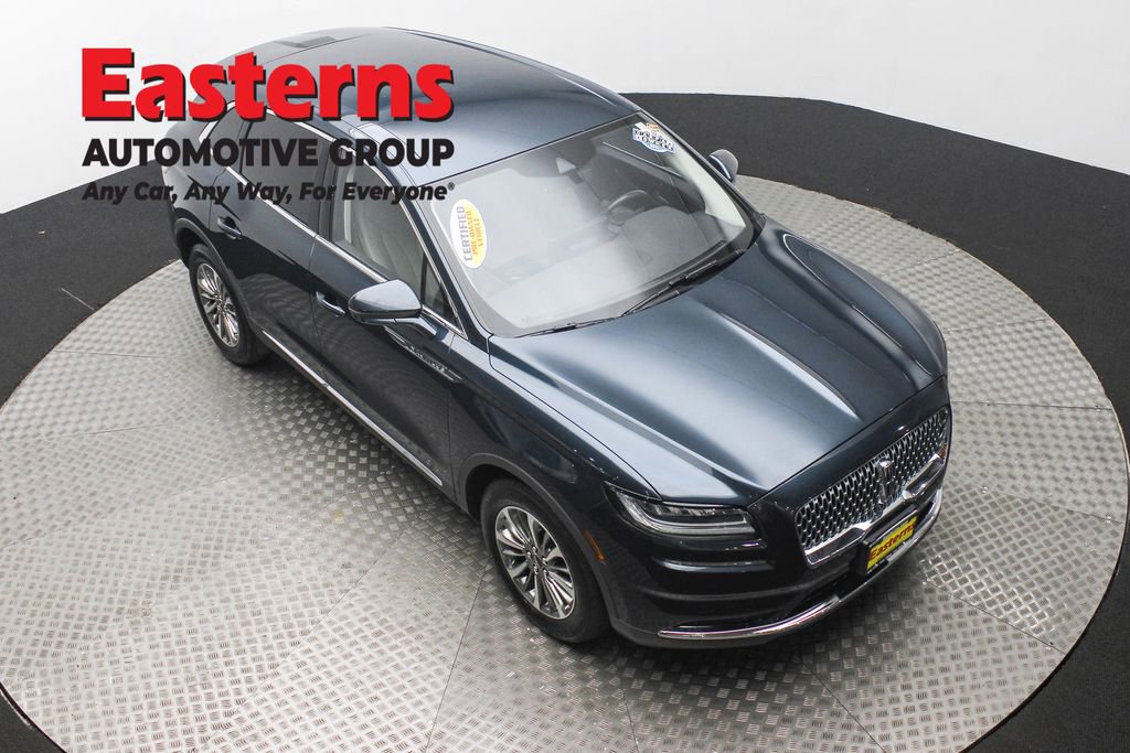 Used 2022 Lincoln Nautilus AWD w/ Premium Package image 3