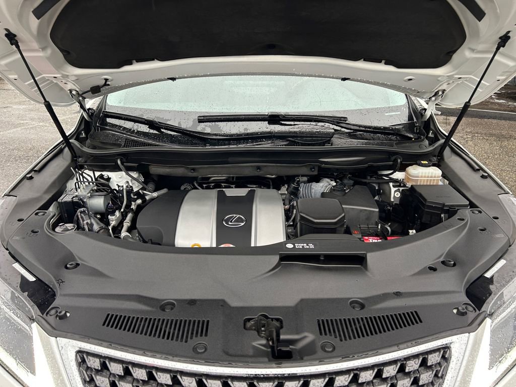 Used 2022 Lexus RX 350L Premium w/ Premium Package AWD/4WD image 29