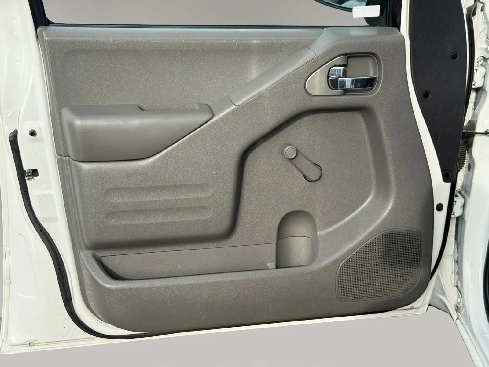 Used 2017 Nissan Frontier S RWD image 13