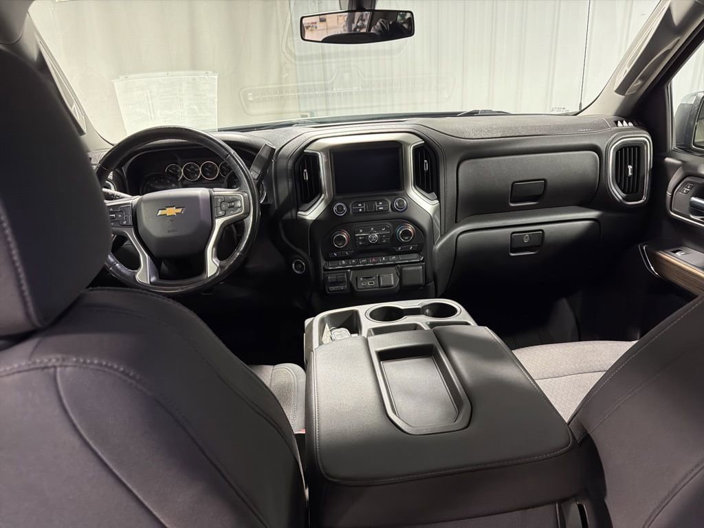 Used 2019 Chevrolet Silverado 1500 LT w/ All-Star Edition image 3
