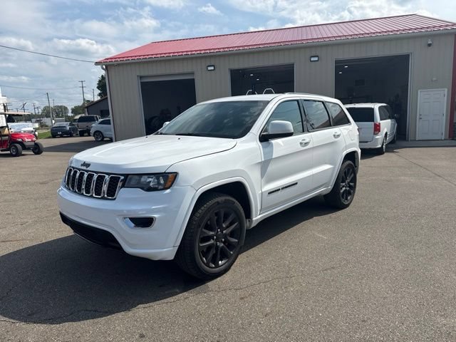 Used 2021 Jeep Grand Cherokee Laredo X AWD/4WD image 7