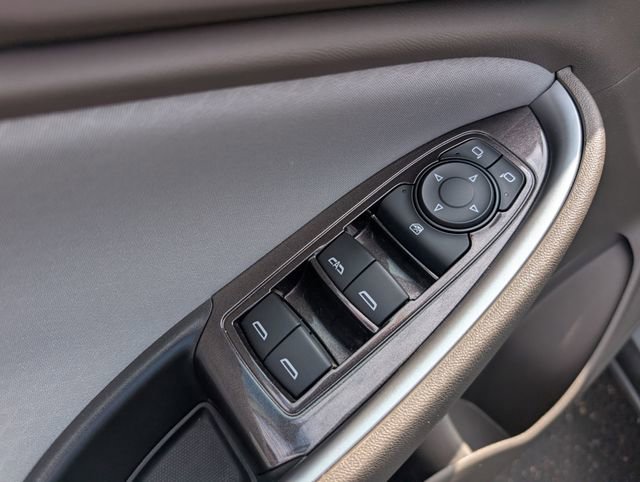 Used 2023 Chevrolet Malibu LT FWD image 16