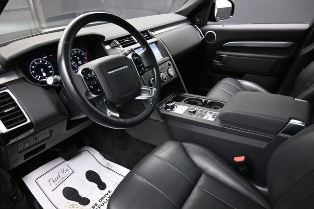 Used 2020 Land Rover Discovery Landmark AWD/4WD image 18