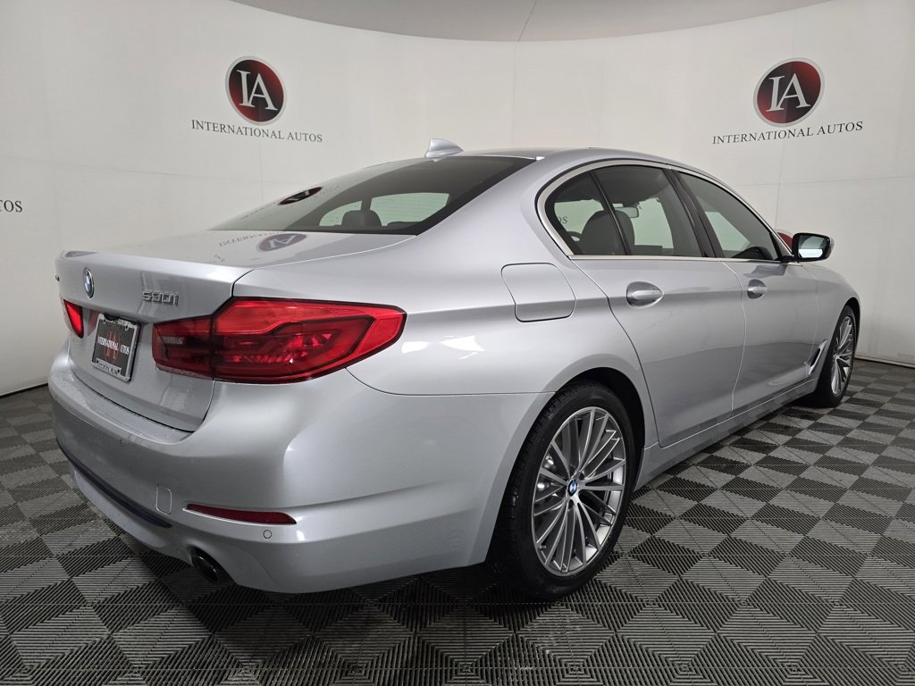 Used 2019 BMW 530i xDrive w/ Convenience Package image 4