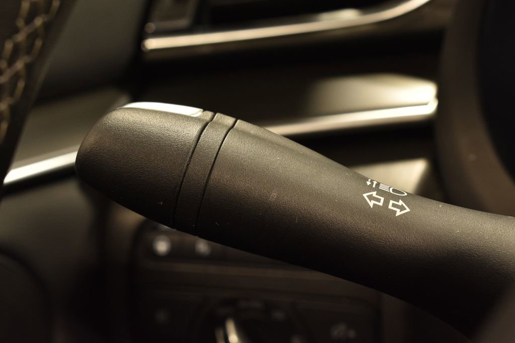 Certified 2025 INFINITI QX55 Luxe w/ Cargo Package image 17