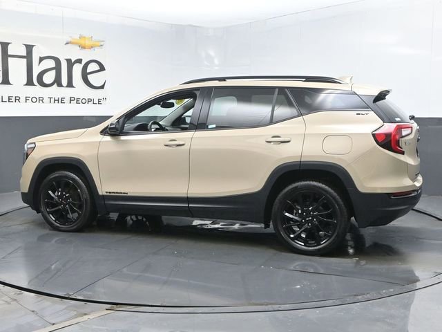 Used 2023 GMC Terrain SLT w/ Infotainment Package II image 51