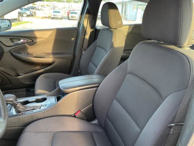 Used 2023 Chevrolet Malibu LT image 13