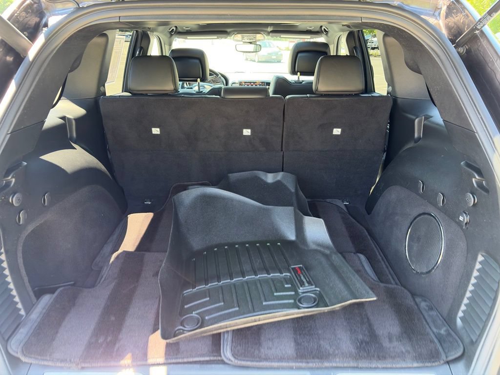 Used 2019 Jeep Grand Cherokee Overland AWD/4WD image 20