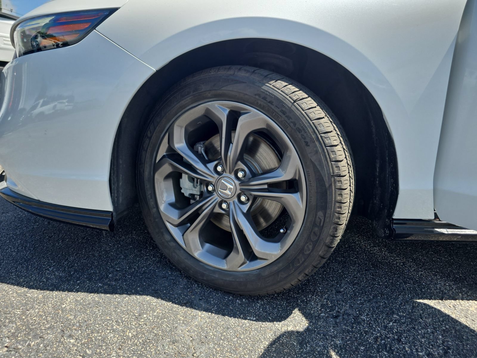 Used 2023 Honda Accord EX-L image 28
