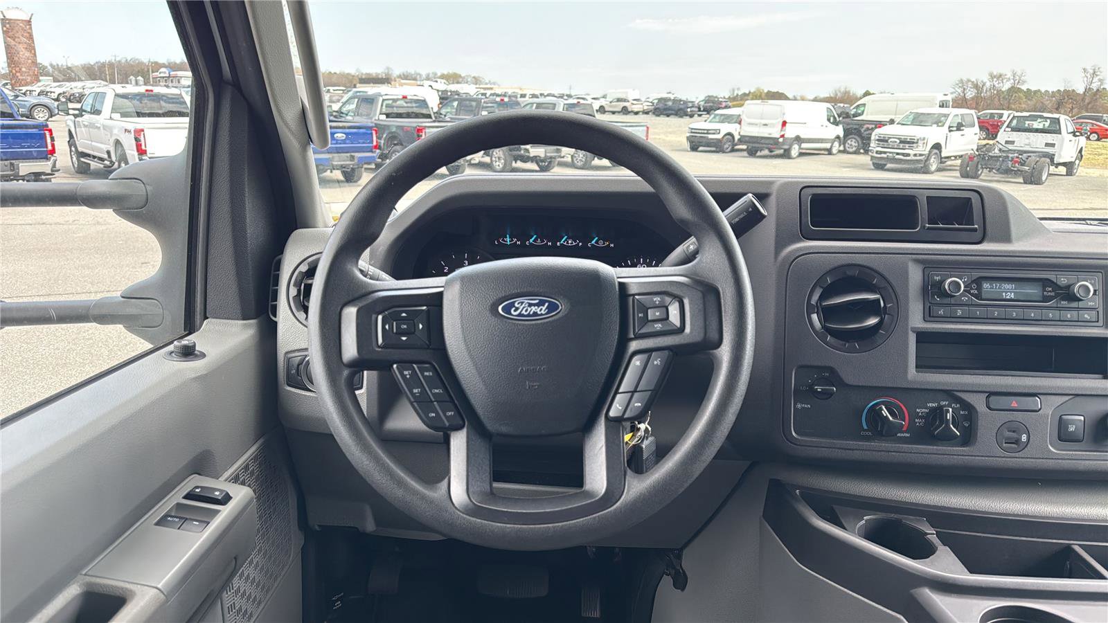 Used 2023 Ford E-450 and Econoline 450 Super Duty w/ Power Windows & Locks Group RWD image 13