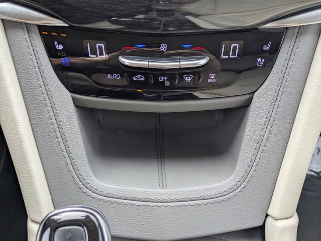 Certified 2023 Cadillac XT6 Premium Luxury w/ Technology Package FWD image 38