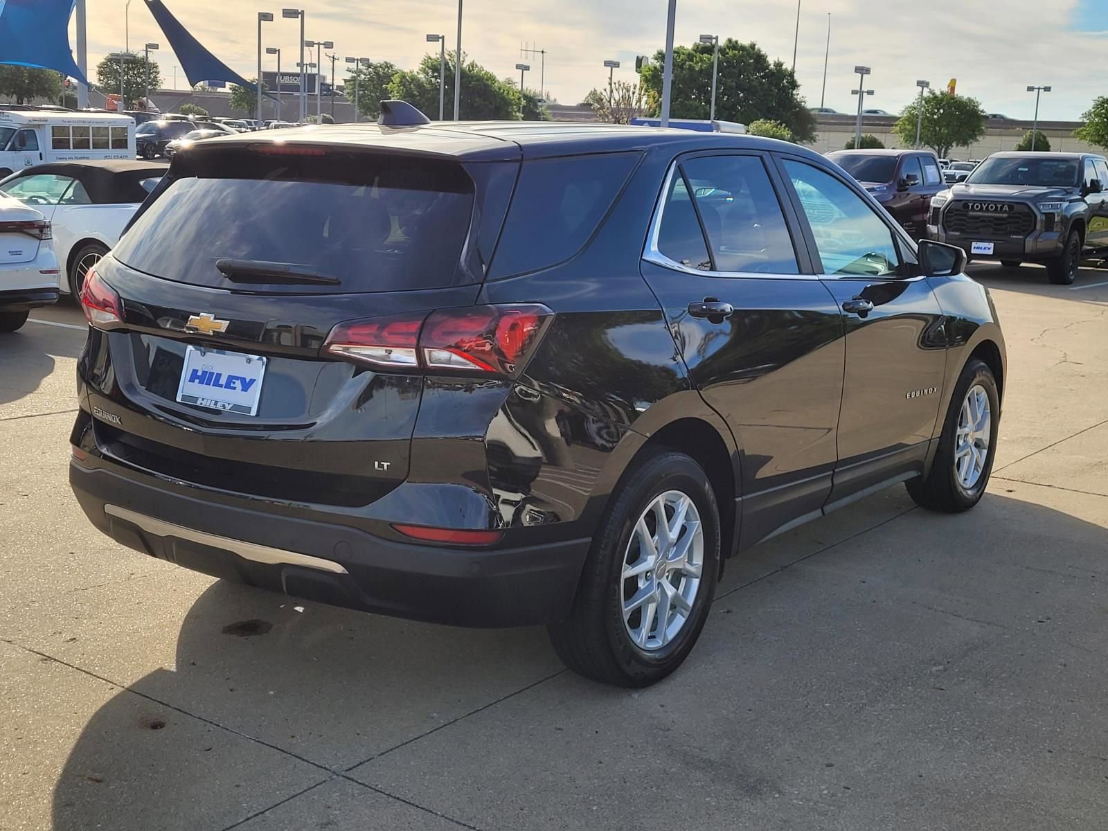 Used 2024 Chevrolet Equinox LT image 4