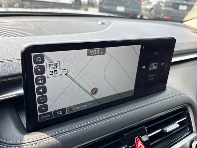 Used 2025 Genesis G70 2.5T image 21