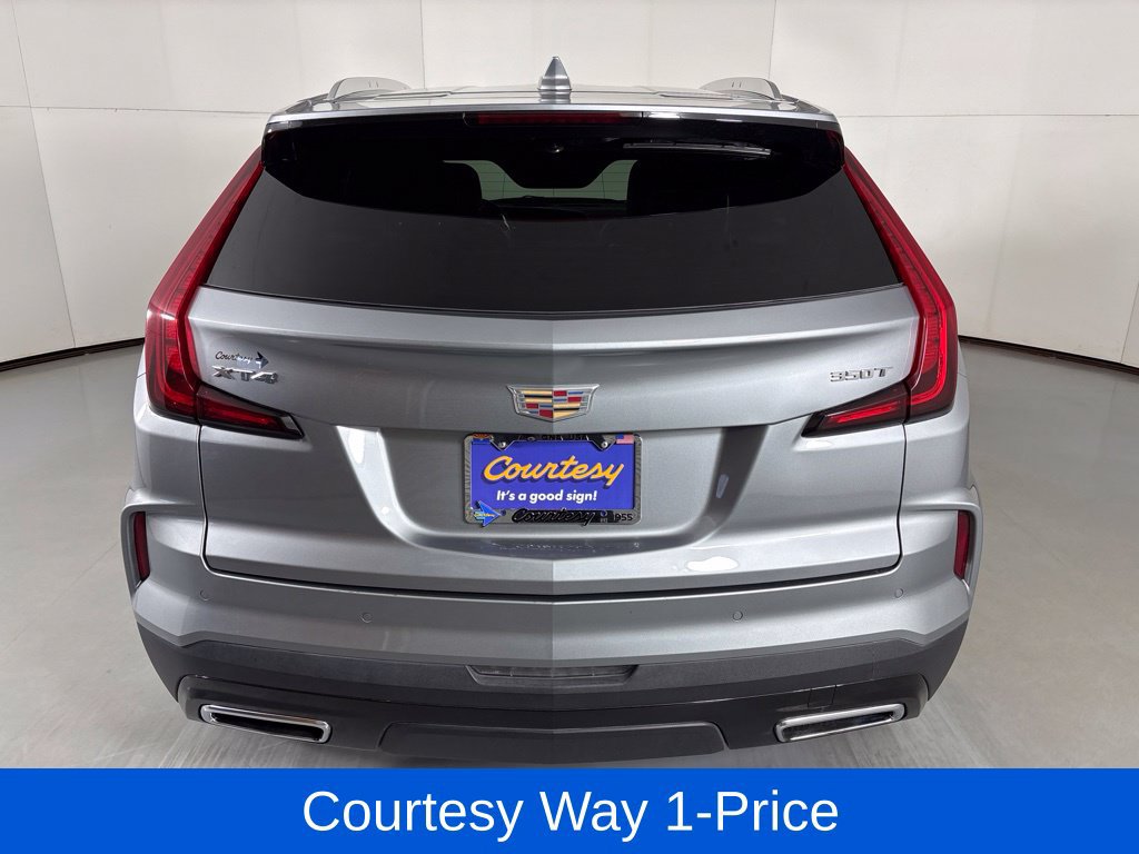Used 2024 Cadillac XT4 Premium Luxury FWD image 9