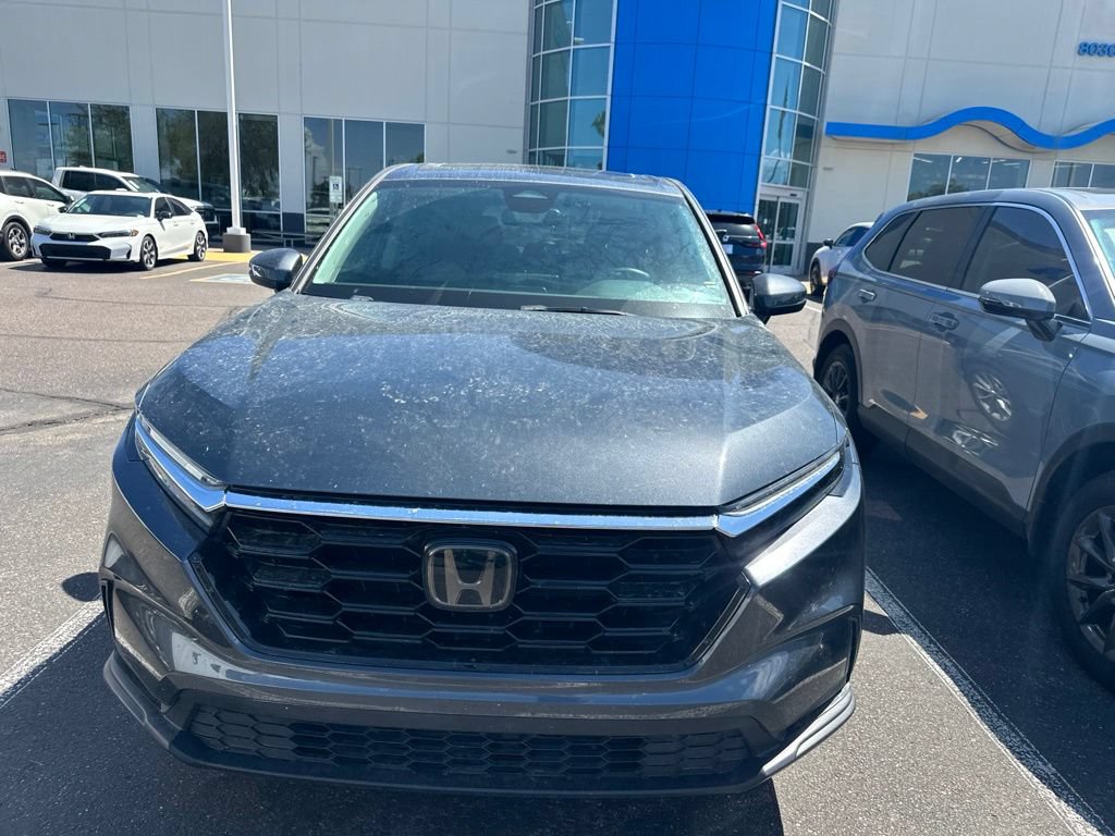 Used 2023 Honda CR-V EX image 2