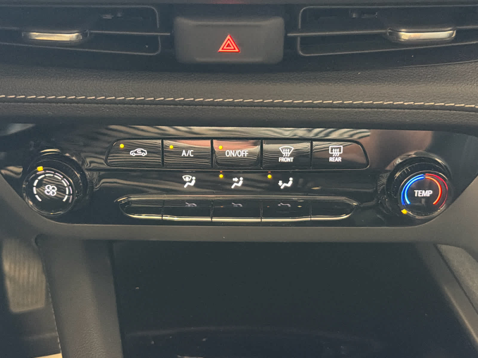 Used 2023 Buick Envision Preferred FWD image 35