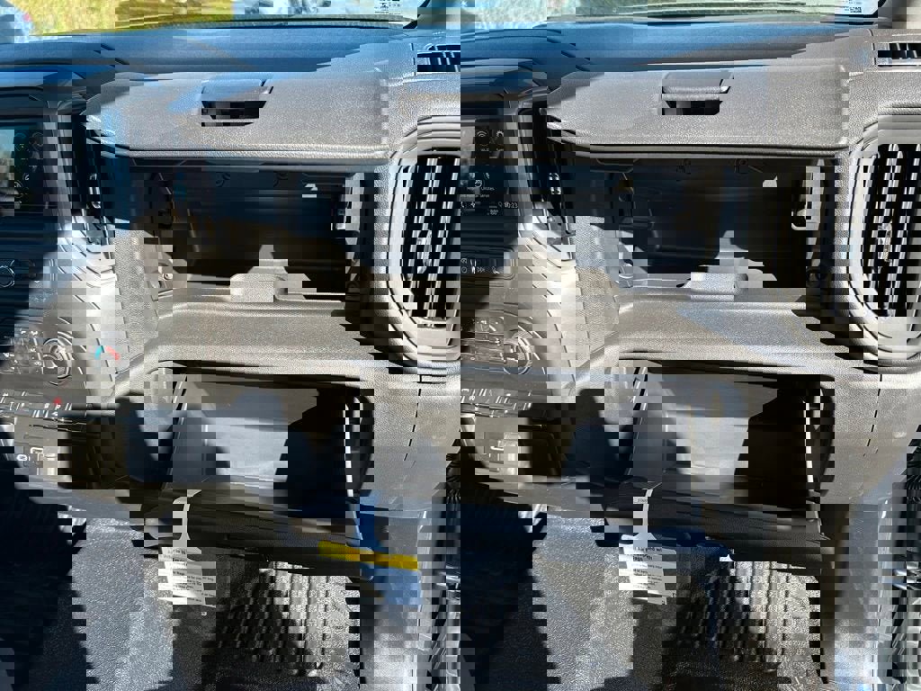 New 2026 Chevrolet Silverado 1500 W/T image 32