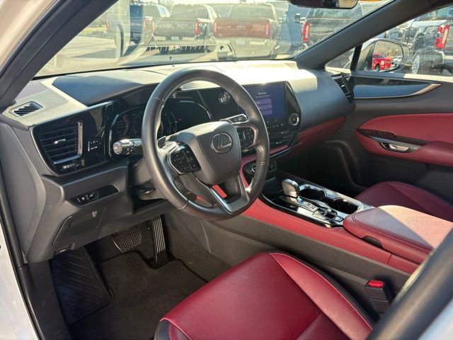 Used 2025 Lexus NX 250 FWD image 3