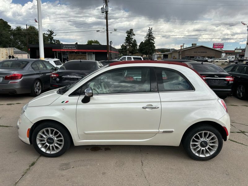 Used 2012 FIAT 500 Lounge w/ Luxury Leather Pkg FWD image 4