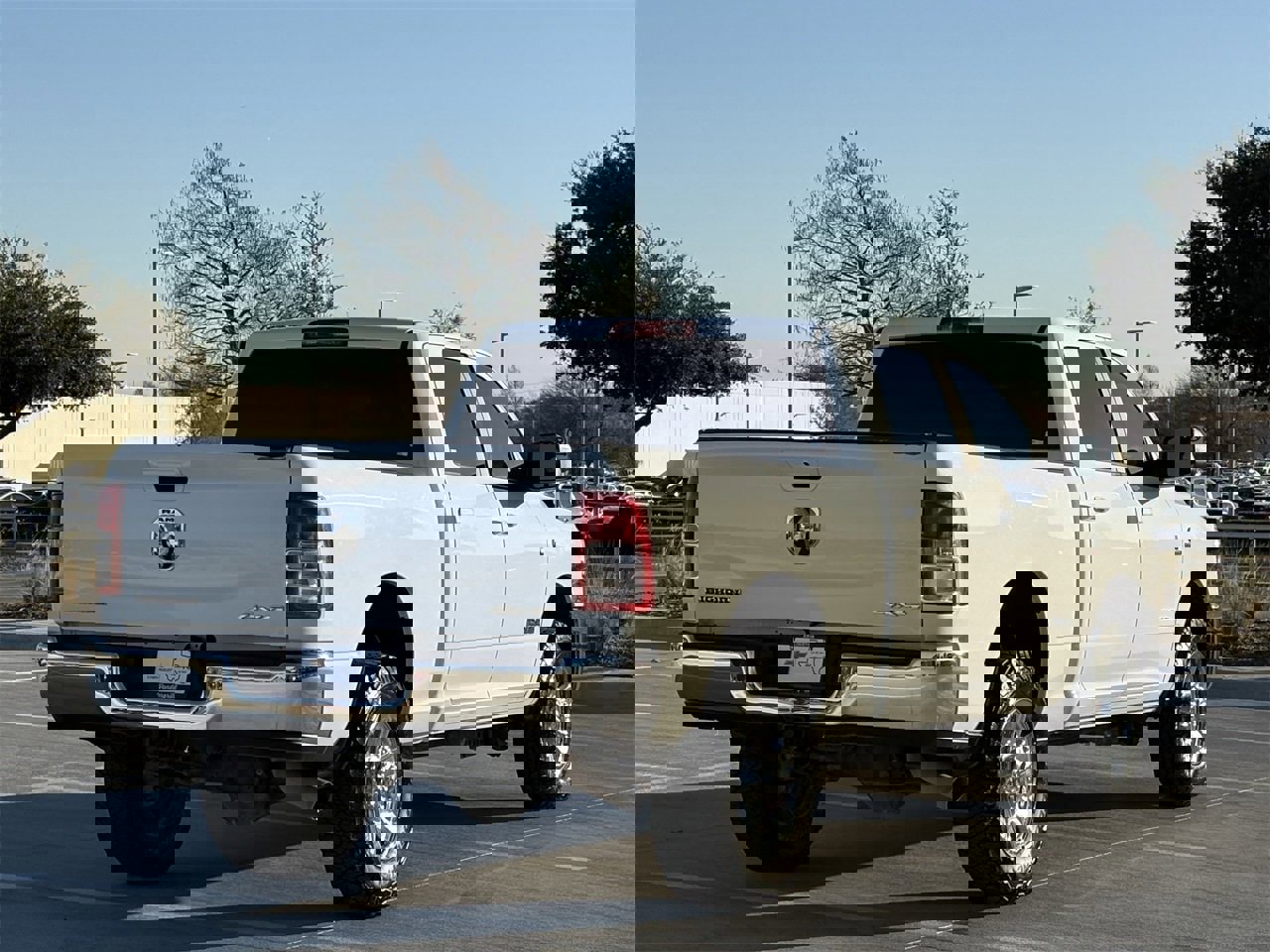 Used 2022 RAM 2500 Big Horn w/ Cold Weather Group image 4